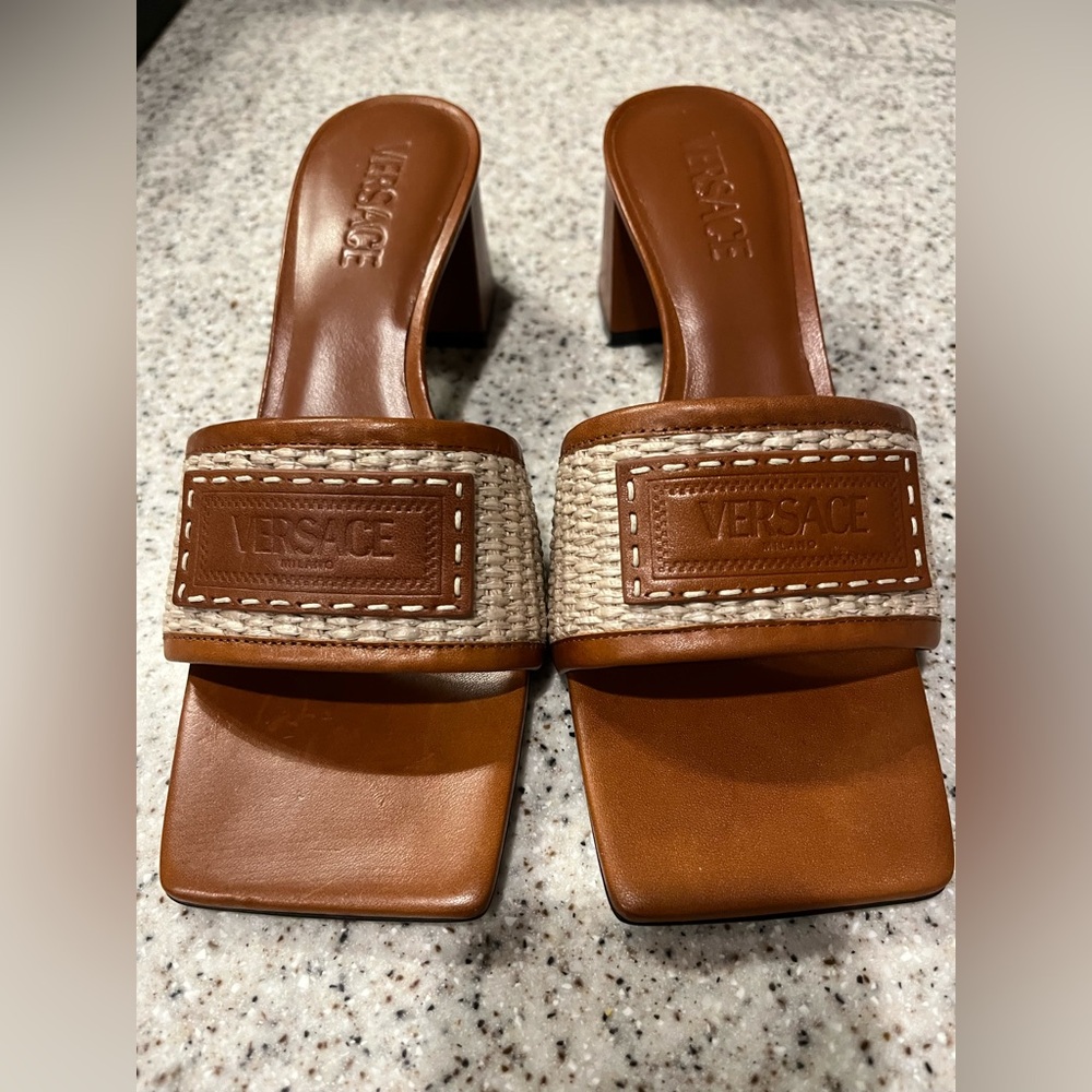 VERSACE SANDALS  100% Authentic - Picture 9 of 9